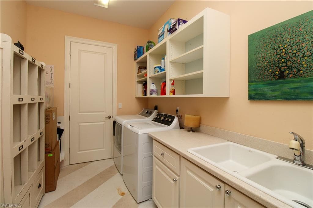 6184 WHITAKER RD, NAPLES FL 34112-19