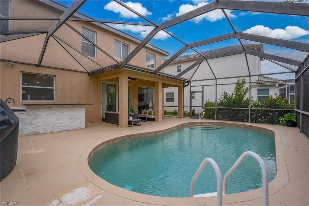 8271 Laurel Lakes WAY, NAPLES FL 34119-26