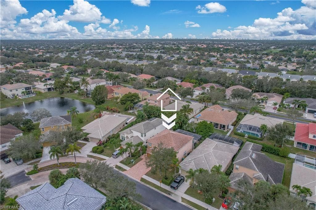 8271 Laurel Lakes WAY, NAPLES FL 34119-34