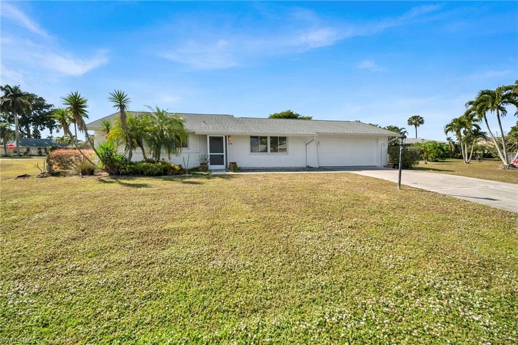 224 Potomac PL, NAPLES FL 34112-1