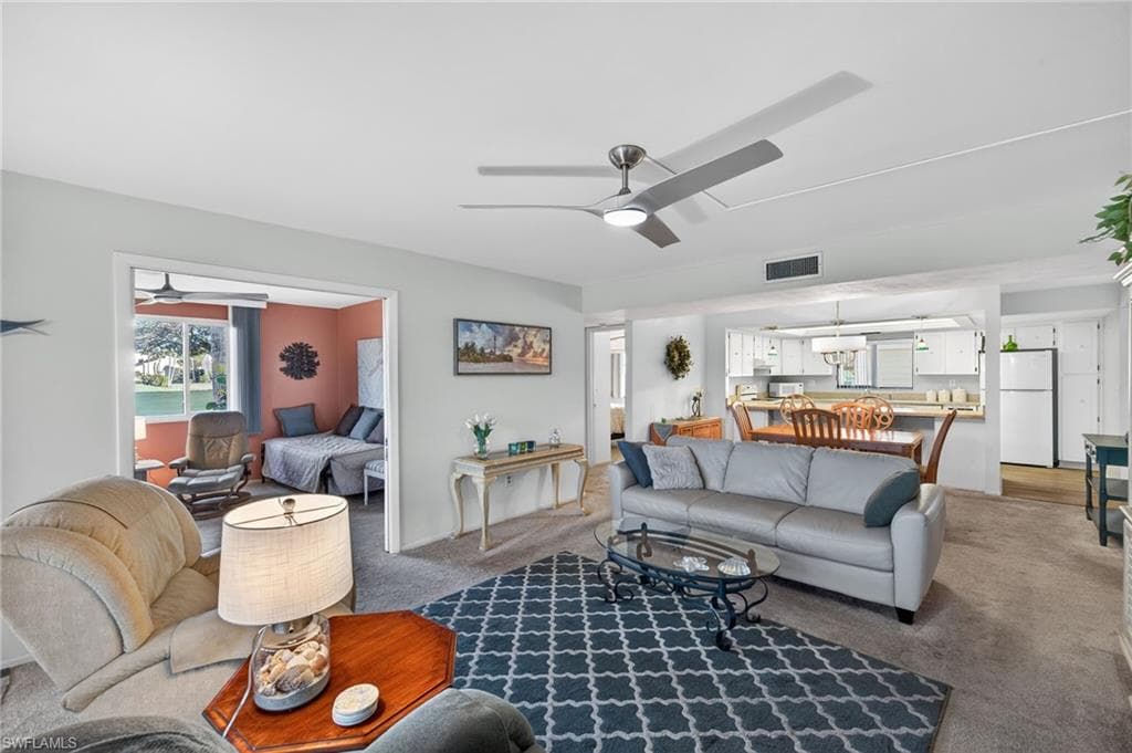 4570 Trawler CT # 102, FORT MYERS FL 33919-8