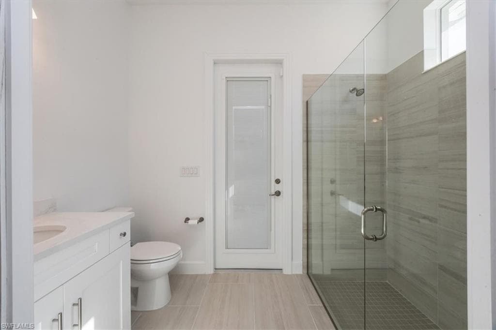 17244 Blue Sapphire DR, FORT MYERS FL 33913-32