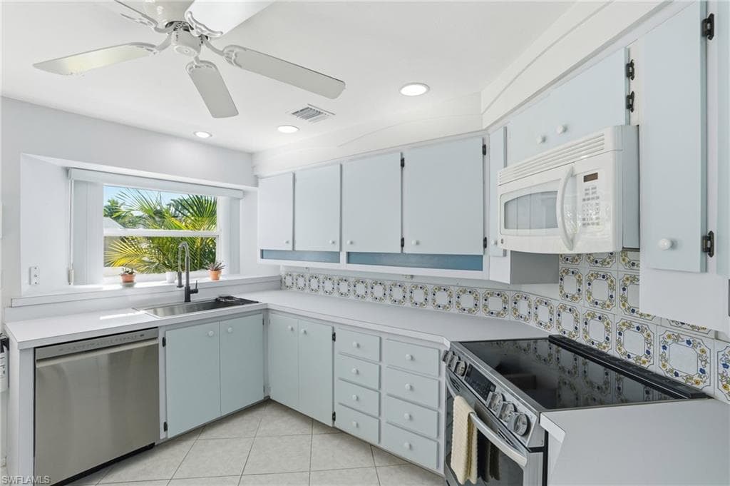 30 Maui CIR # 30, NAPLES FL 34112-1