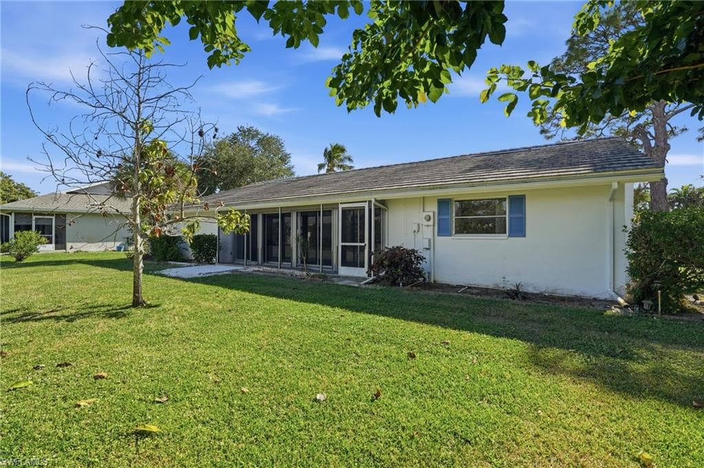 30 Maui CIR # 30, NAPLES FL 34112-46