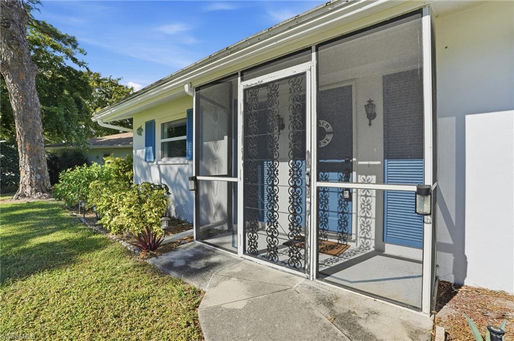 30 Maui CIR # 30, NAPLES FL 34112-7