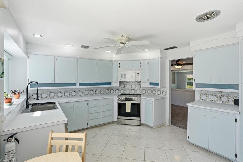 30 Maui CIR # 30, NAPLES FL 34112-20