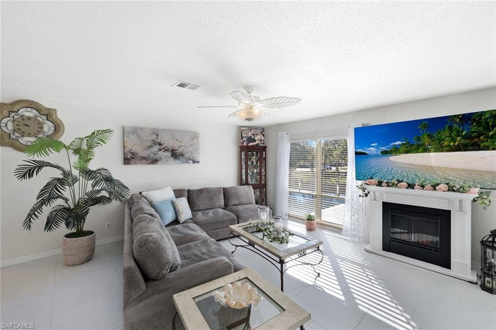4251 Island CIR # 3, FORT MYERS FL 33919-5