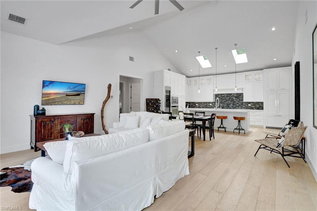 2120 Curtis ST, NAPLES FL 34112-5