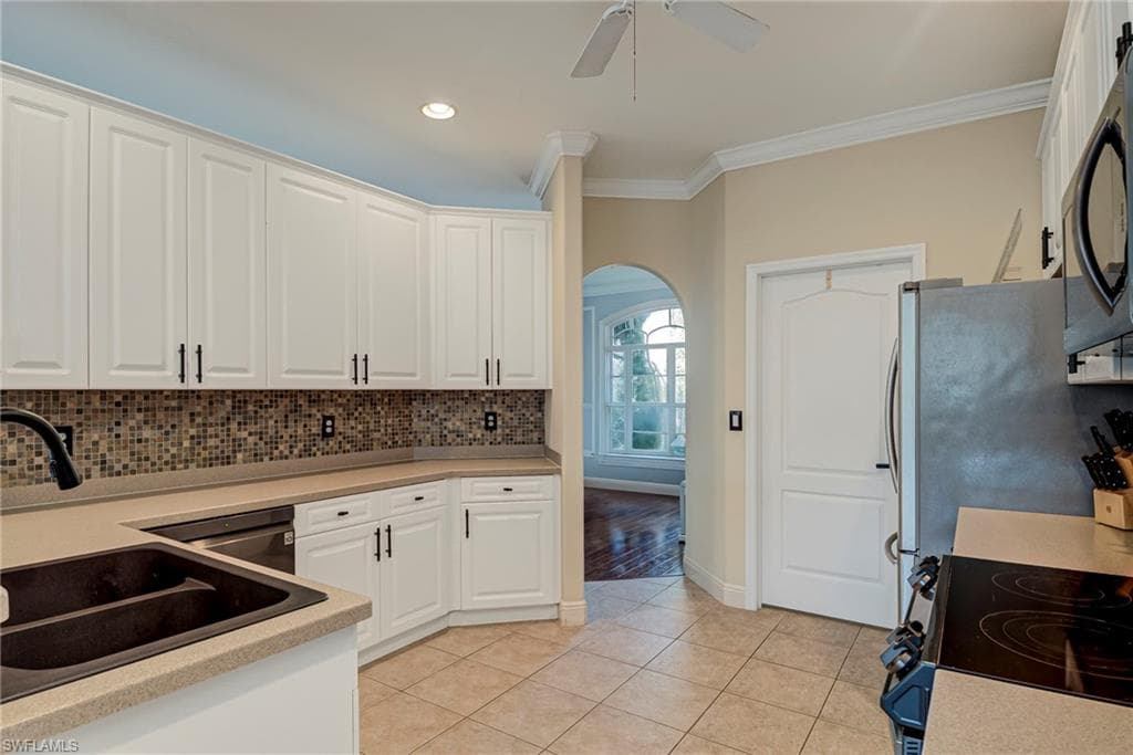 9953 Colonial WALK N, ESTERO FL 33928-6