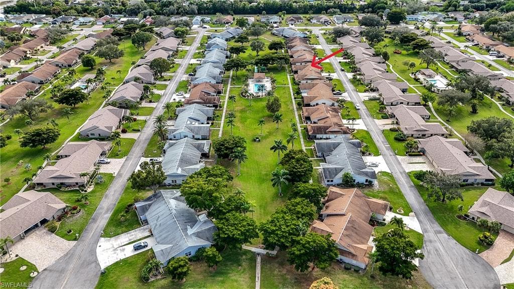 5678 Balkan CT, FORT MYERS FL 33919-40