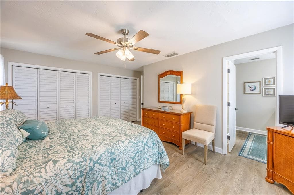 5678 Balkan CT, FORT MYERS FL 33919-18