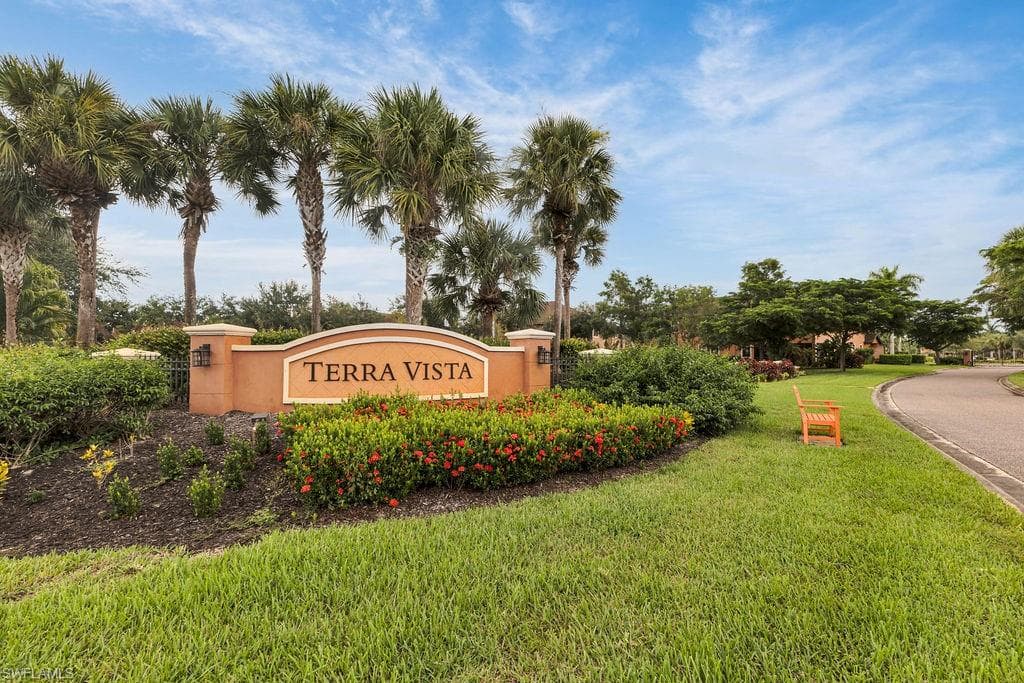3725 Pino Vista WAY, ESTERO FL 33928-46
