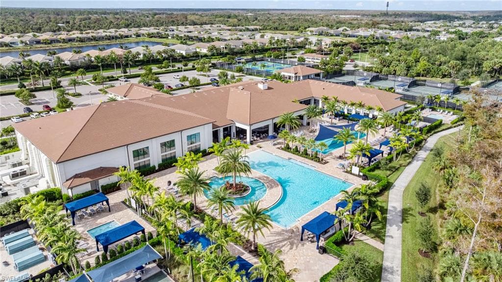 12418 Dahlia CT, NAPLES FL 34120-35