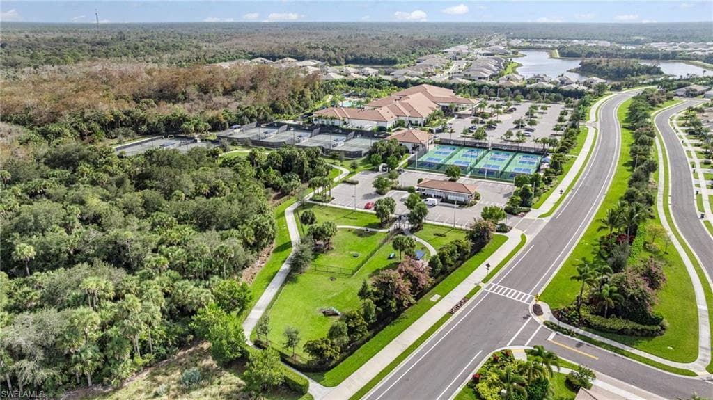 12418 Dahlia CT, NAPLES FL 34120-31