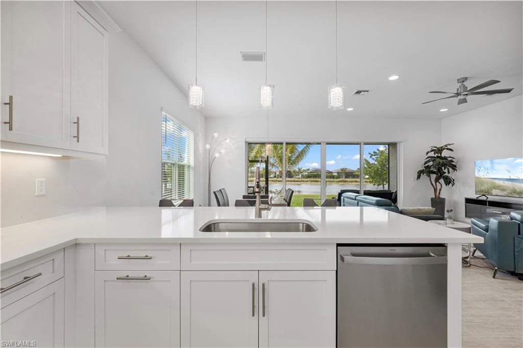 12418 Dahlia CT, NAPLES FL 34120-8
