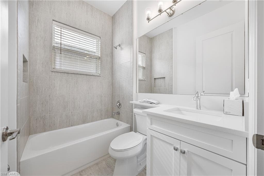 12418 Dahlia CT, NAPLES FL 34120-24
