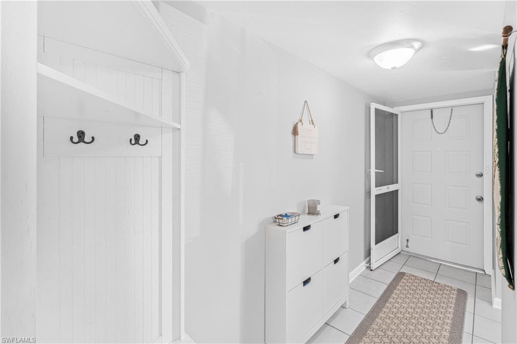 1220 Hall RD # 403, NORTH FORT MYERS FL 33903-6