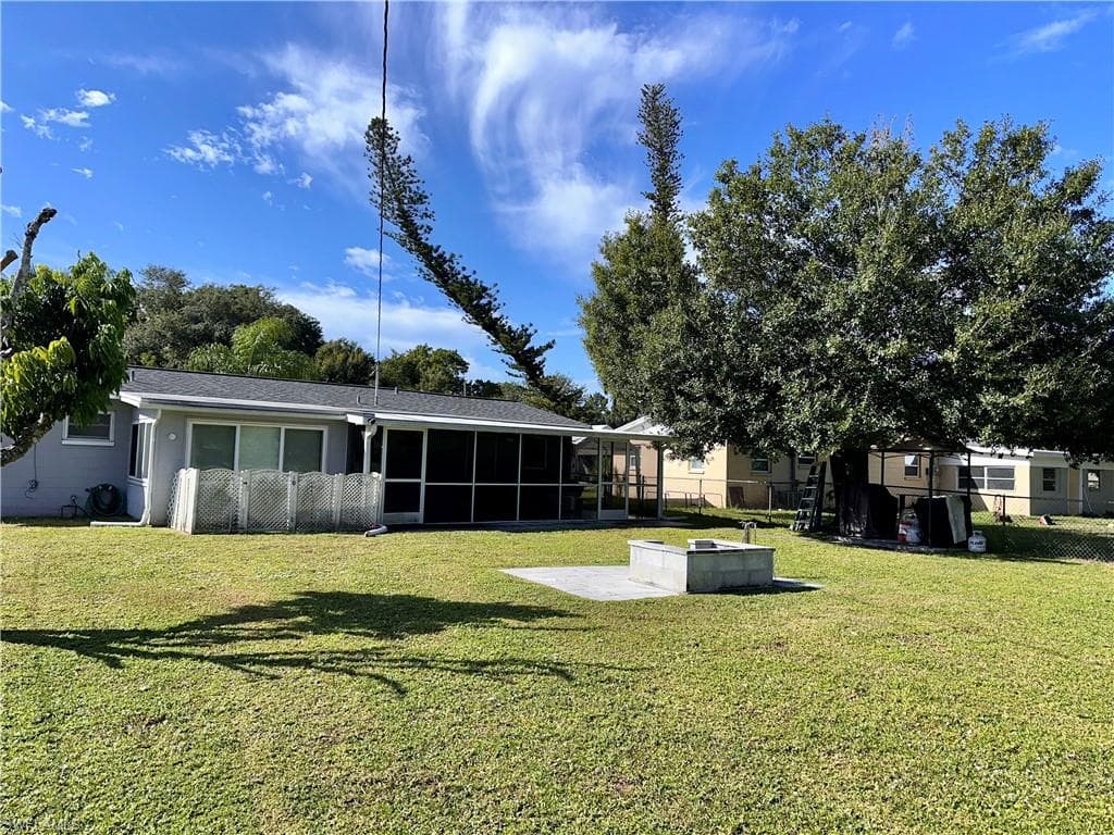 772 July CIR, NORTH FORT MYERS FL 33903-29