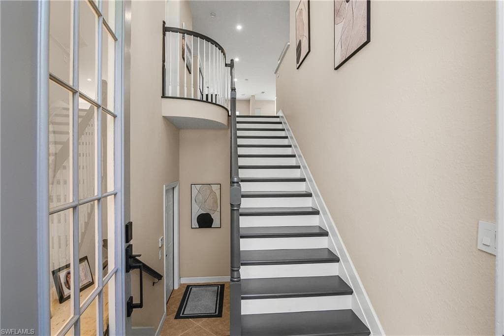 9261 Indigo Isle CT # 202, ESTERO FL 34135-11