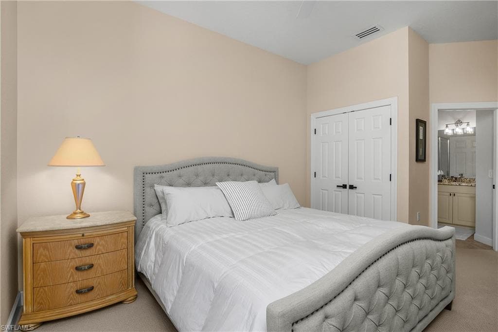 9261 Indigo Isle CT # 202, ESTERO FL 34135-35