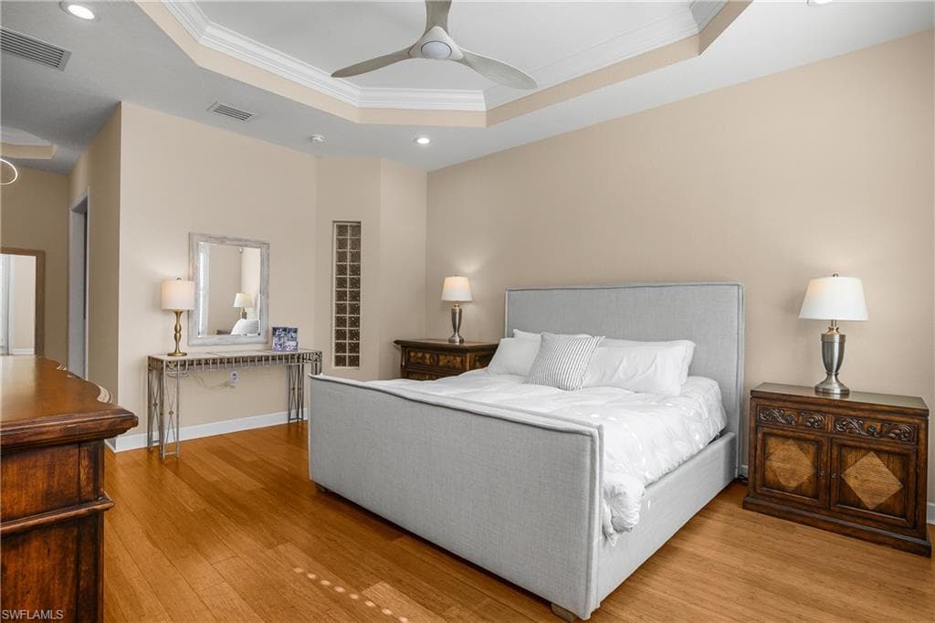 9261 Indigo Isle CT # 202, ESTERO FL 34135-28