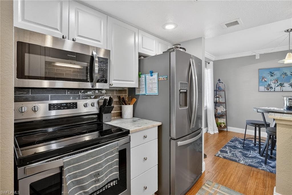 2366 E Mall DR # 215, FORT MYERS FL 33901-4