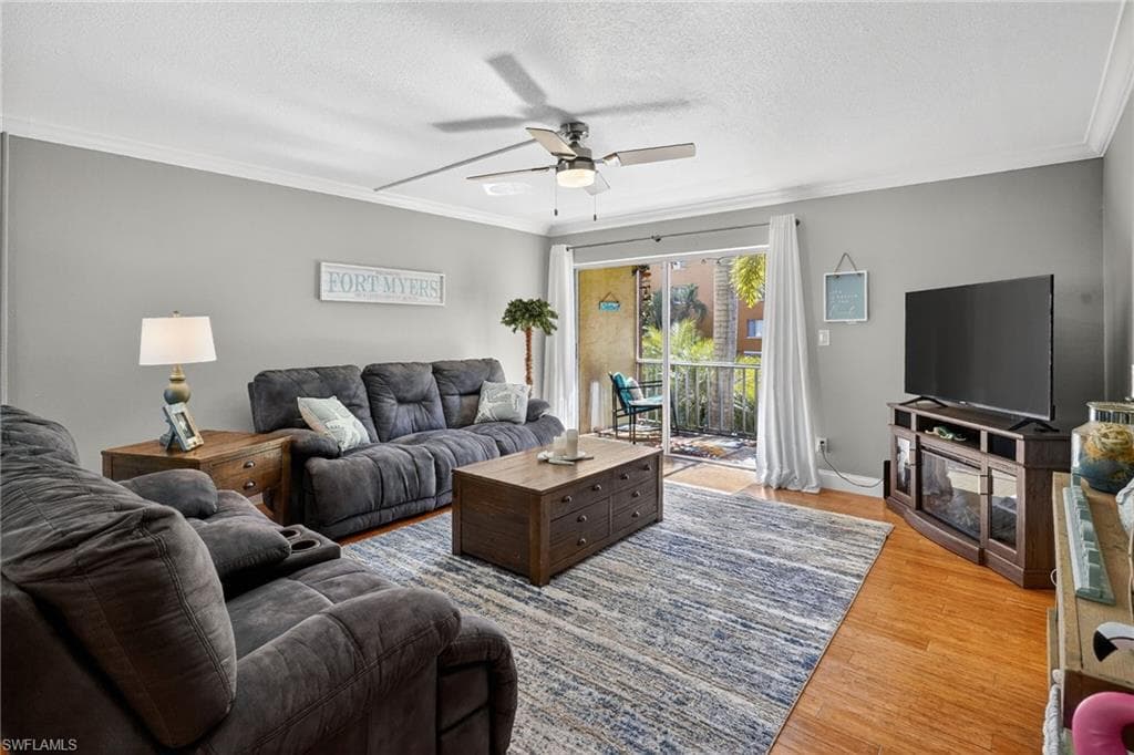 2366 E Mall DR # 215, FORT MYERS FL 33901-8