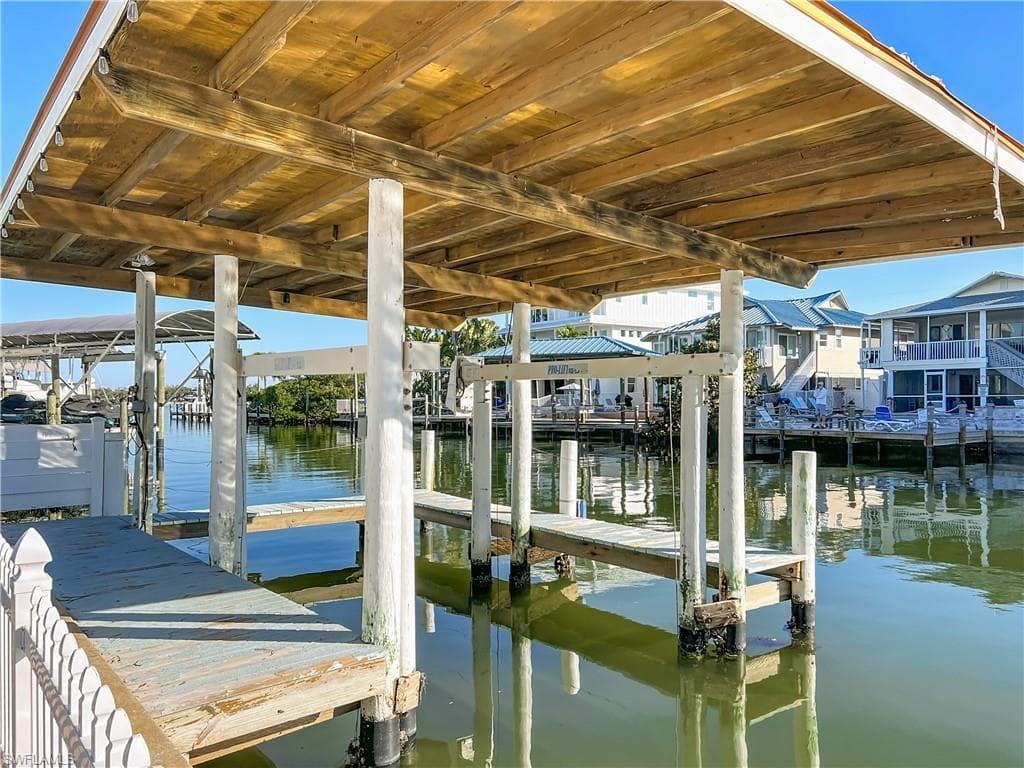 447 Palermo CIR, FORT MYERS BEACH FL 33931-48