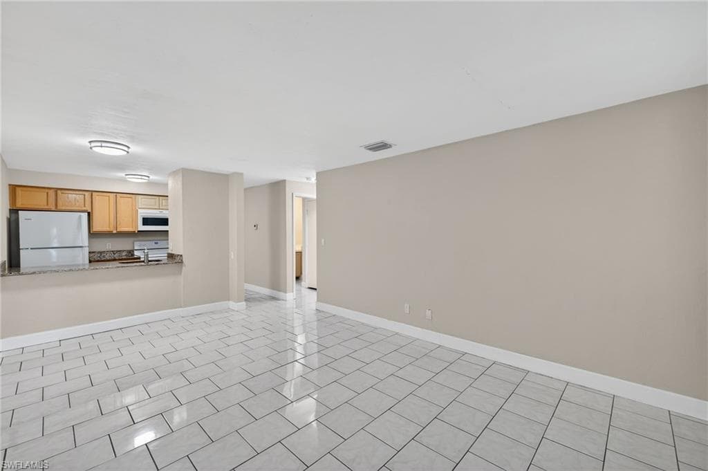 13134 Feather Sound DR # 401, FORT MYERS FL 33919-5