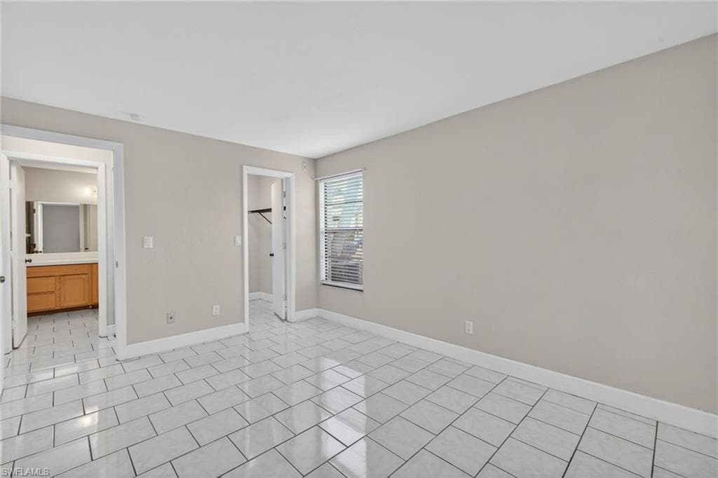 13134 Feather Sound DR # 401, FORT MYERS FL 33919-10