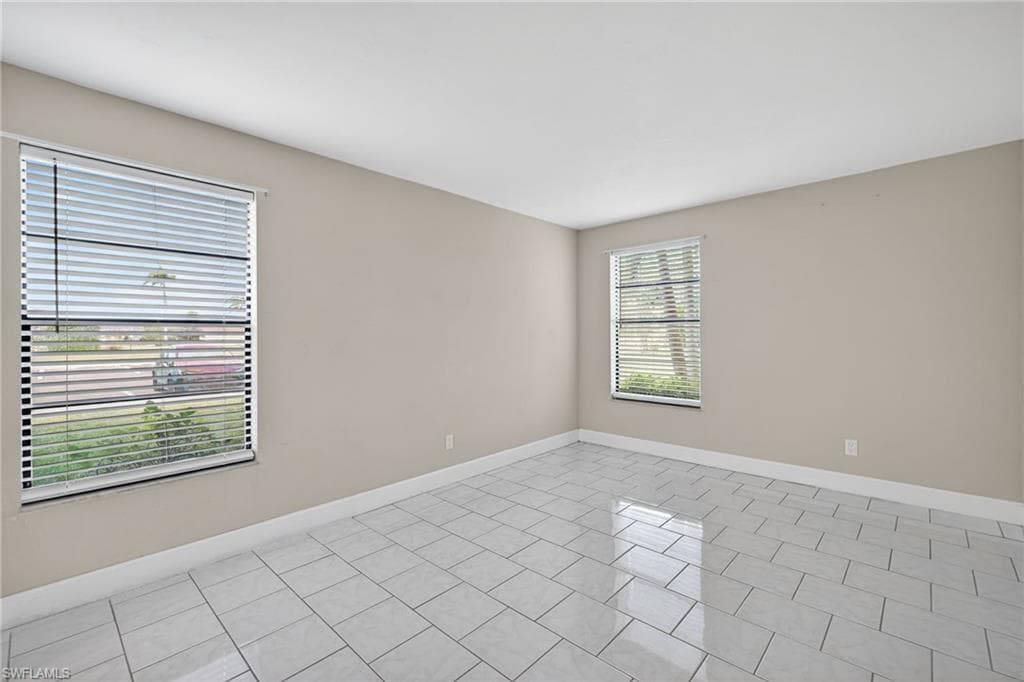 13134 Feather Sound DR # 401, FORT MYERS FL 33919-9