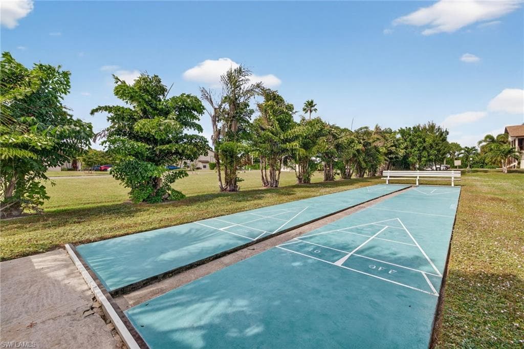 13134 Feather Sound DR # 401, FORT MYERS FL 33919-17