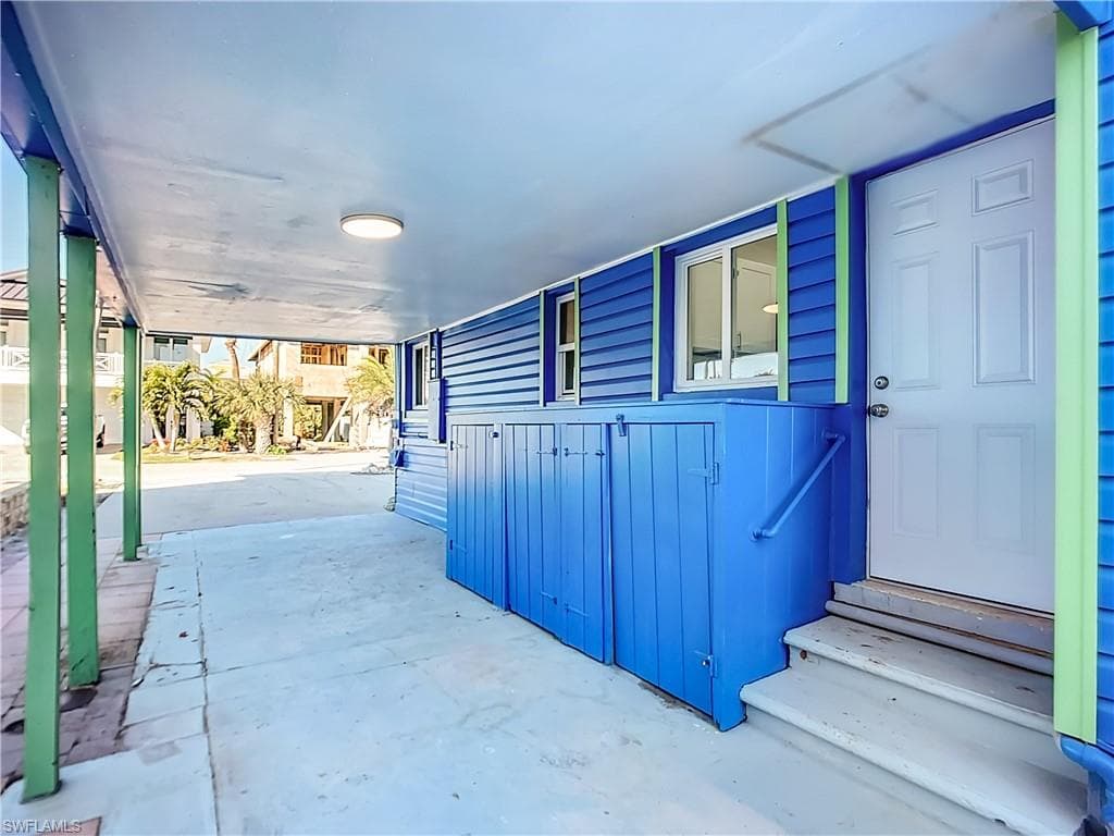 453 Palermo CIR, FORT MYERS BEACH FL 33931-5