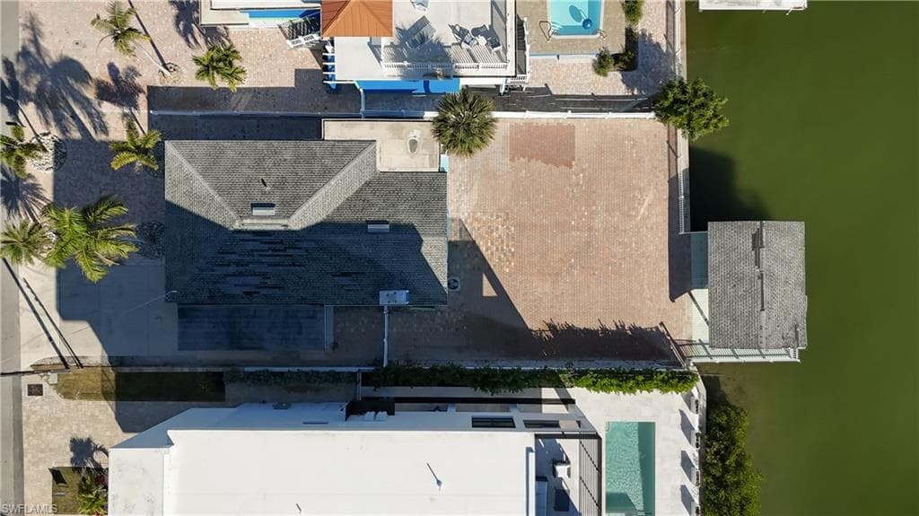 453 Palermo CIR, FORT MYERS BEACH FL 33931-2