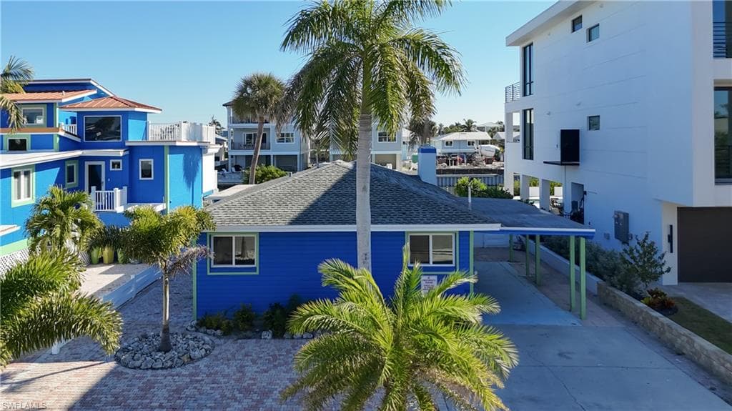 453 Palermo CIR, FORT MYERS BEACH FL 33931-4