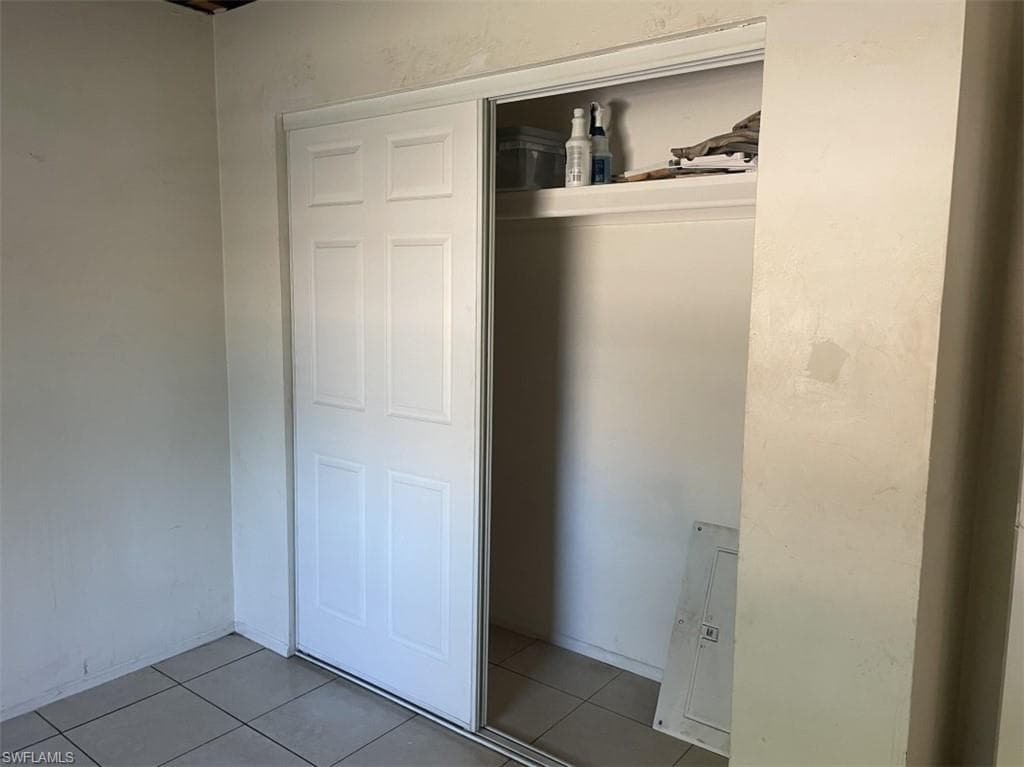 5637-5639 Fifth AVE, FORT MYERS FL 33907-5