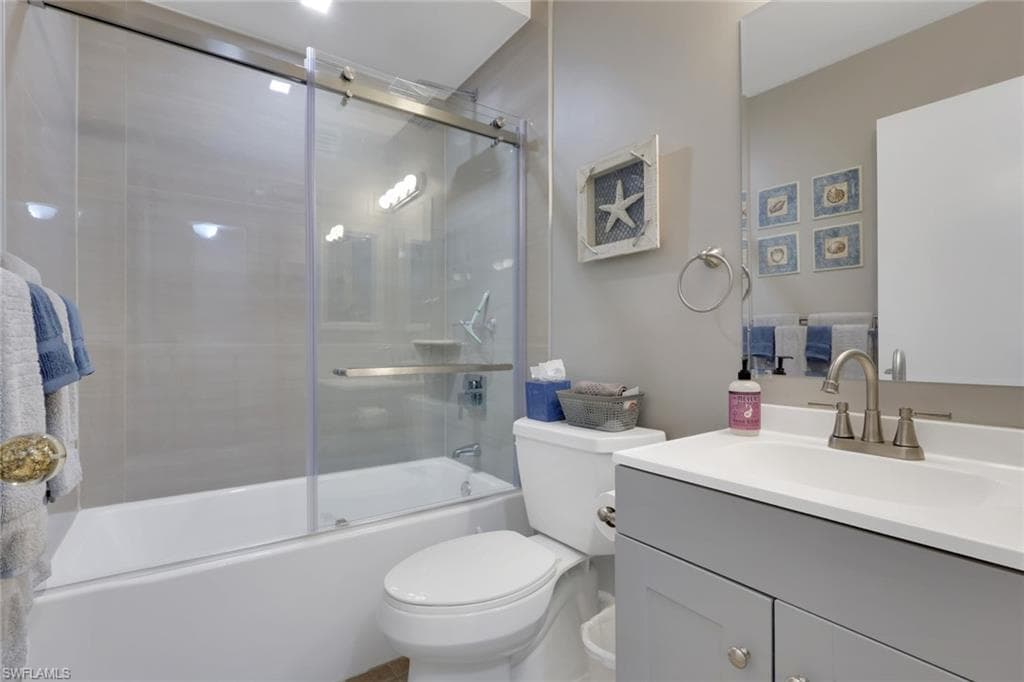 26340 Hickory BLVD # 302, BONITA SPRINGS FL 34134-11