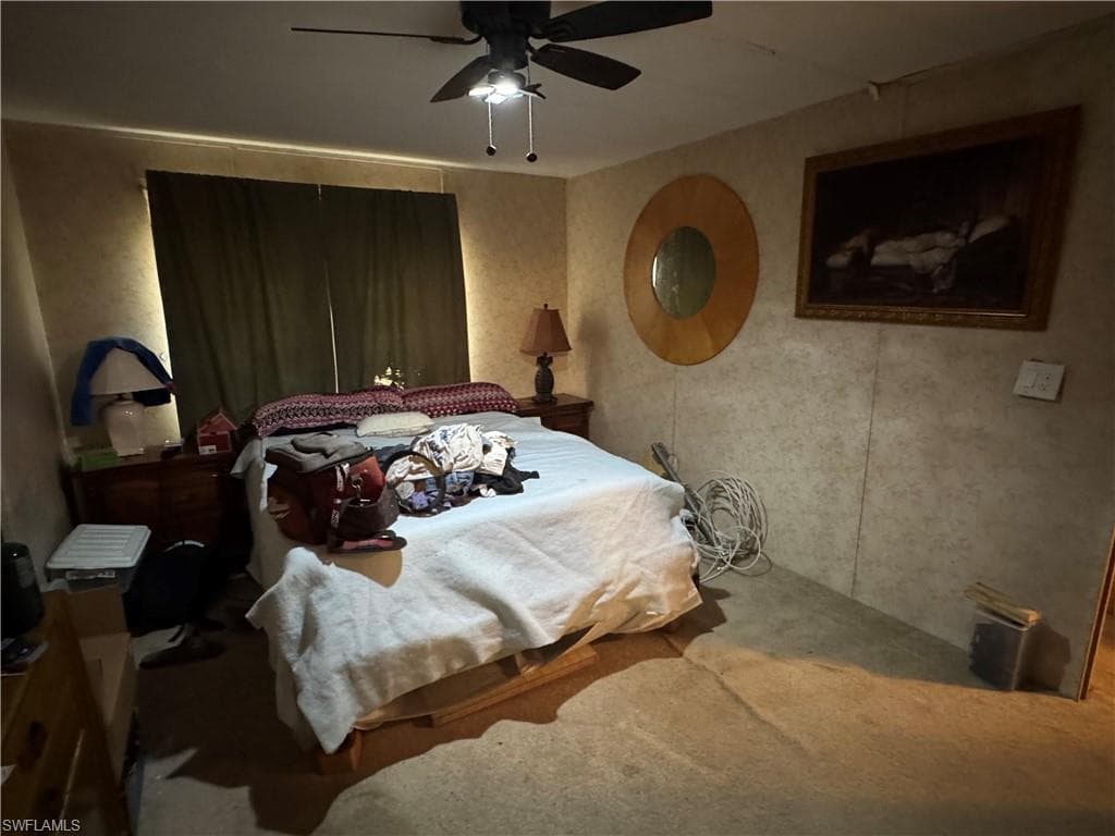 234 Lamplighter LN, NORTH FORT MYERS FL 33917-21