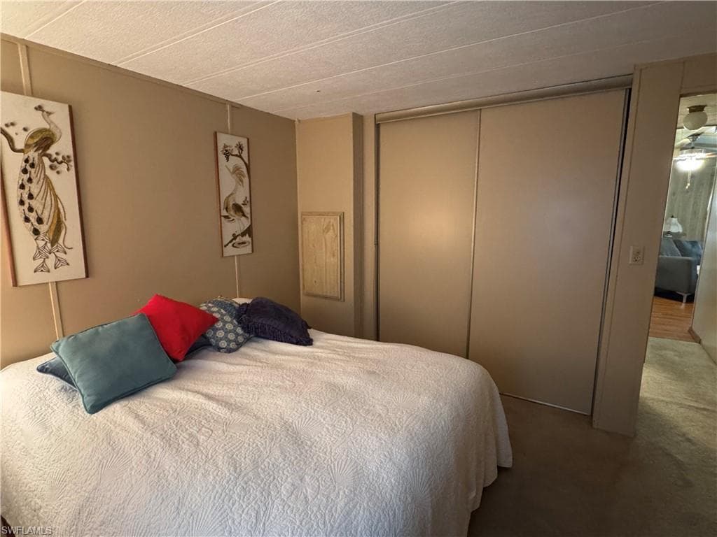 234 Lamplighter LN, NORTH FORT MYERS FL 33917-17