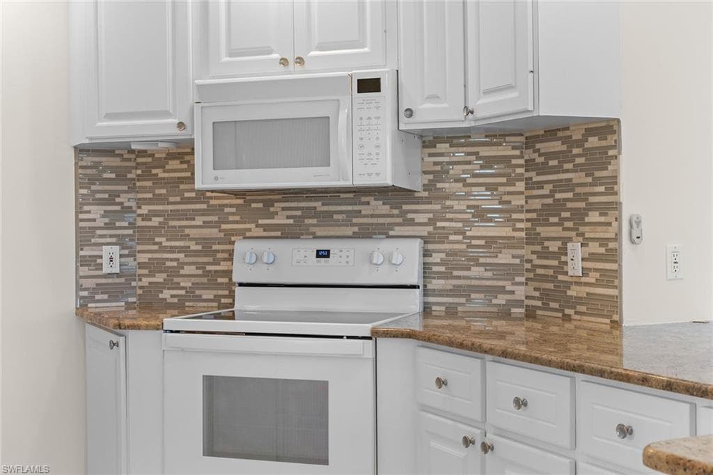 3128 Dominica WAY, NAPLES FL 34119-11