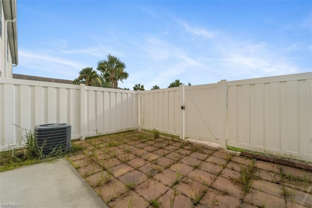 3637 Pine Oak CIR # 105, FORT MYERS FL 33916-20