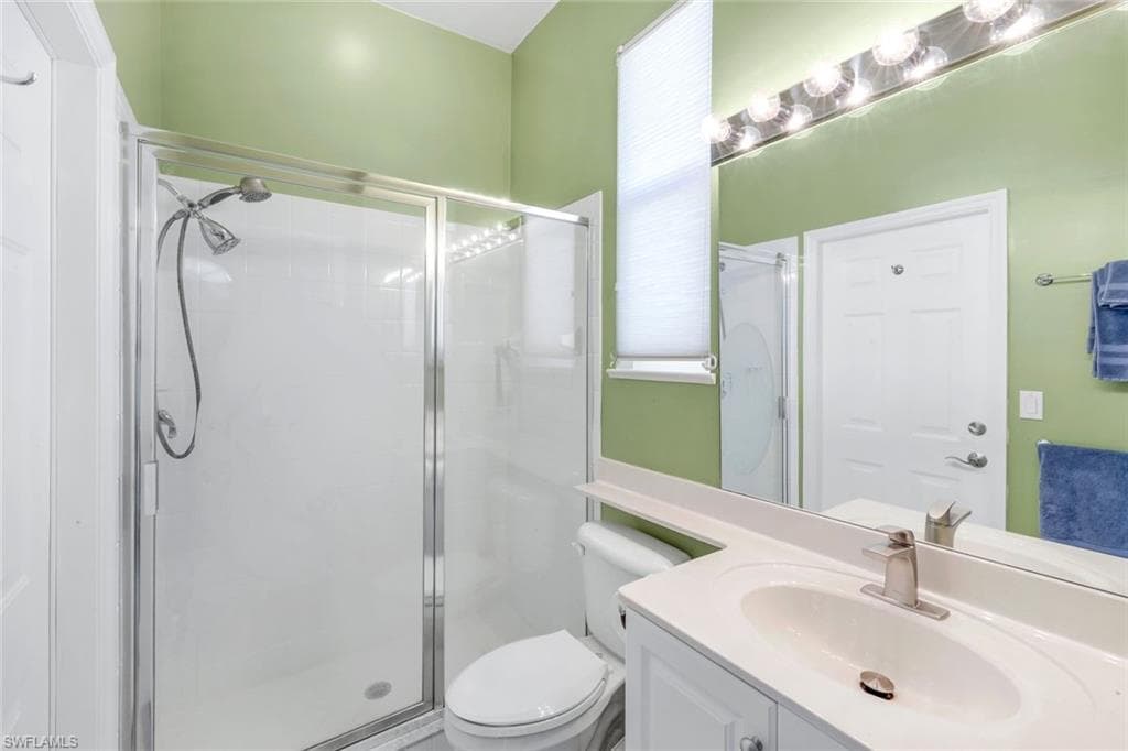 1201 Jardin DR, NAPLES FL 34104-22