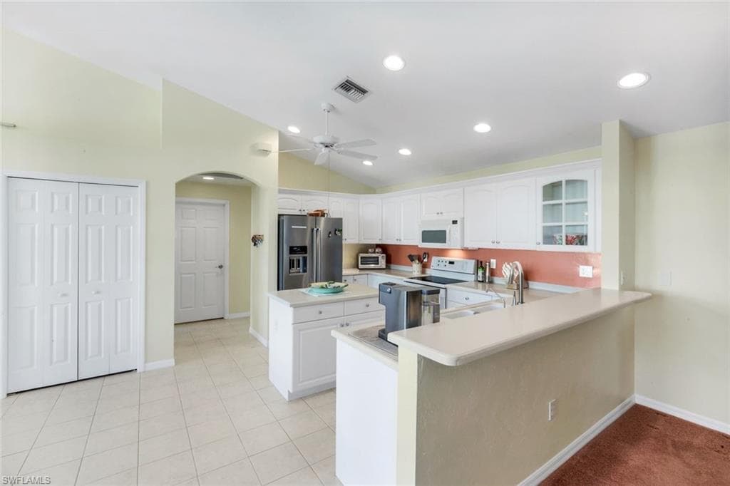 1201 Jardin DR, NAPLES FL 34104-9