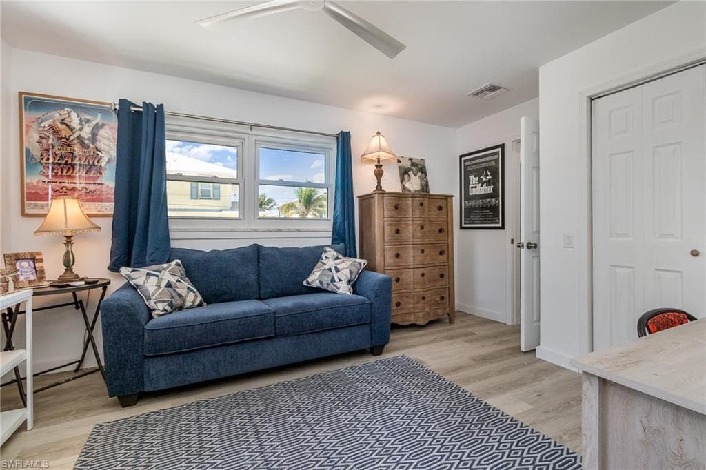 240 Driftwood LN, FORT MYERS BEACH FL 33931-19