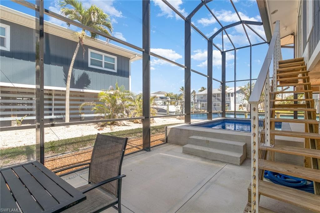 240 Driftwood LN, FORT MYERS BEACH FL 33931-28