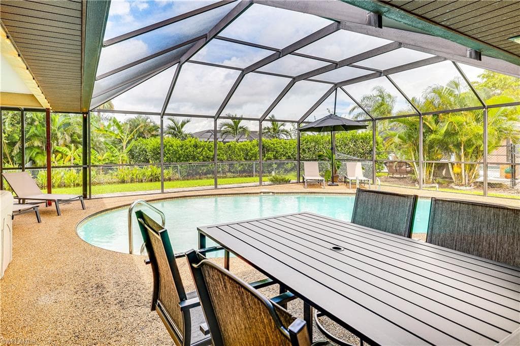 6030 Perthshire LN, FORT MYERS FL 33908-28