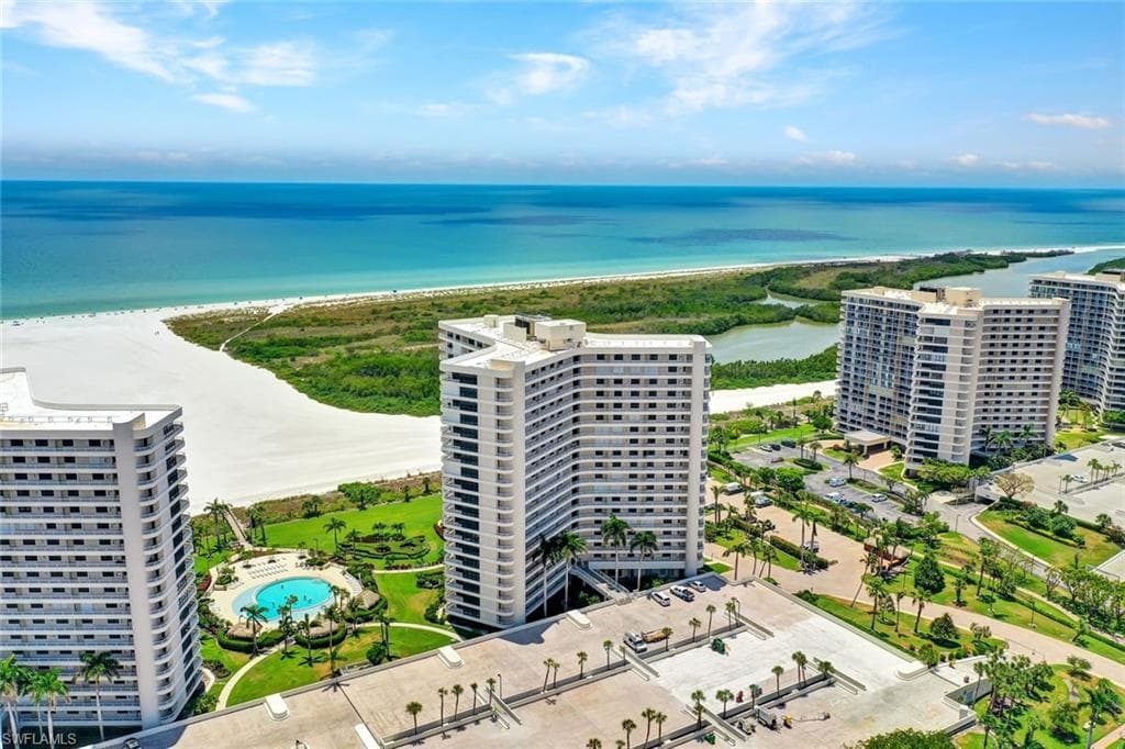 320 Seaview CT # 804, MARCO ISLAND FL 34145-26