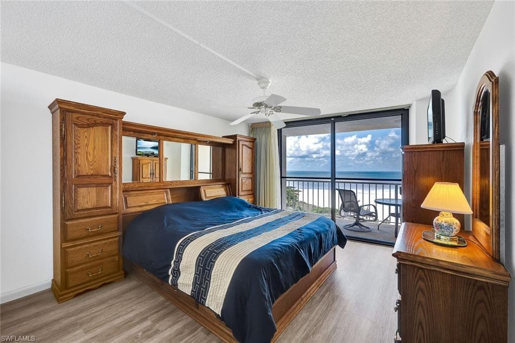 320 Seaview CT # 804, MARCO ISLAND FL 34145-13