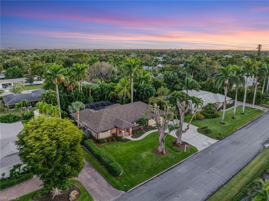 5657 Shaddelee LN W, FORT MYERS FL 33919-15