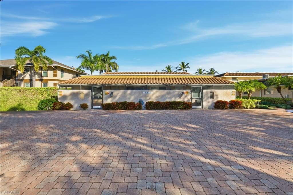 1519 Chesapeake AVE # 5, NAPLES FL 34102-2